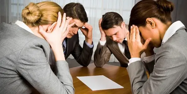 Cómo reconocer los problemas dentro de un equipo de trabajo